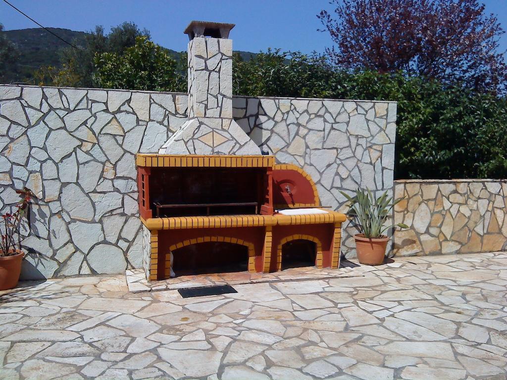Villa Eleftheria Karavomylos Habitación foto